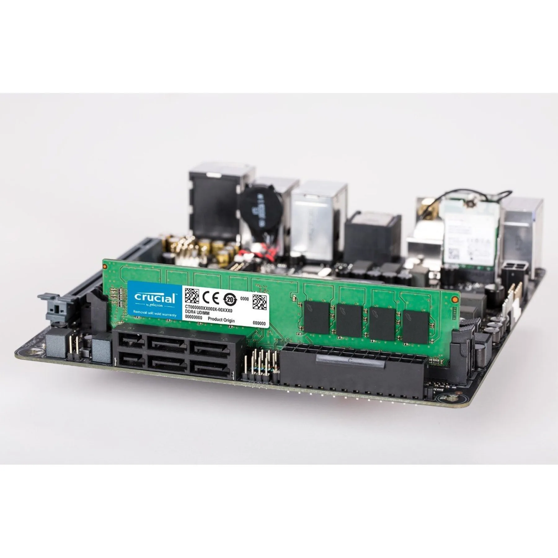 رم دسکتاپ کروشیال DDR4 تک کاناله 8 گیگابایت 3200 مگاهرتز CL22 U-DIMM ولتاژ 1.2 ولت مدل PC4-25600