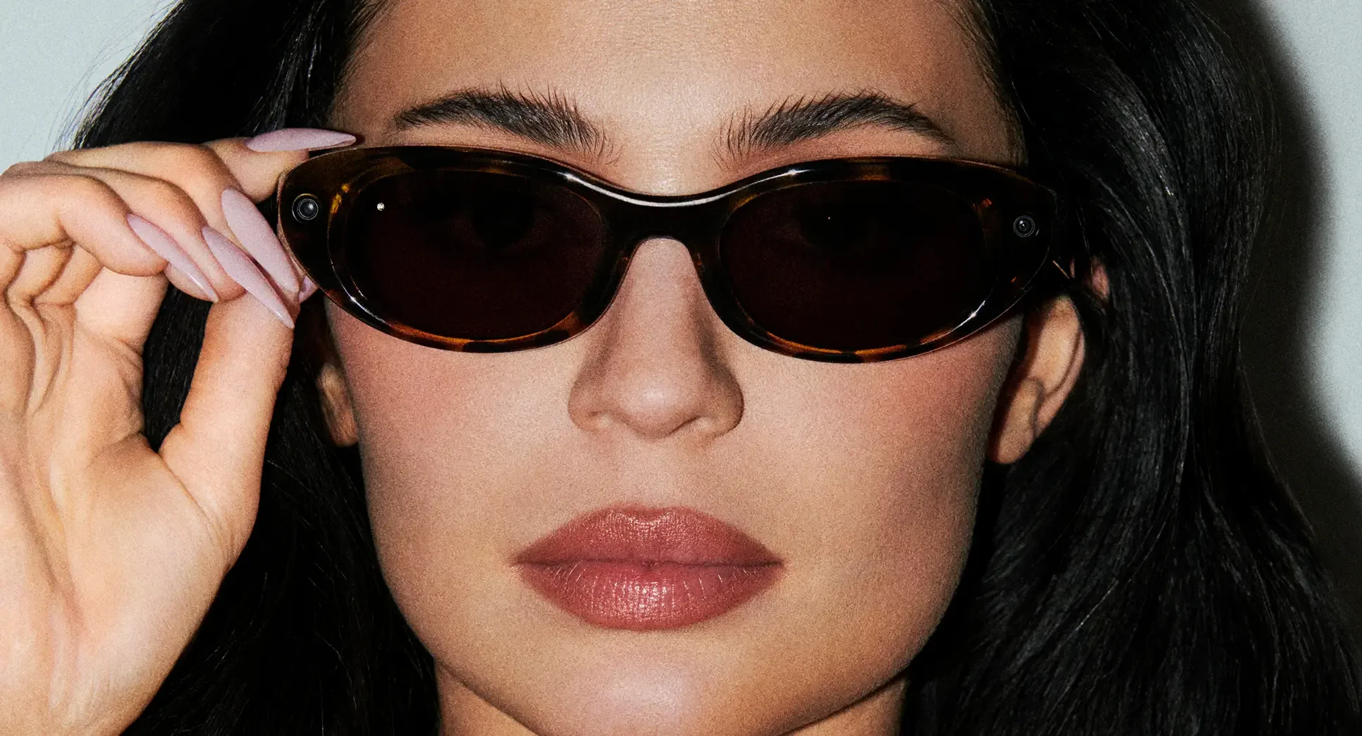 عینک هوشمند متا کایلی مدل Starfire Kylie فریم لاک‌ پشتی تیره لنز مشکی