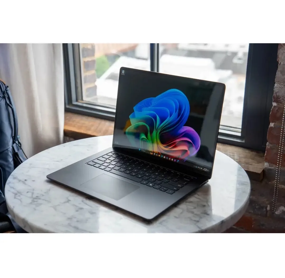 لپ تاپ ۱۵ اینچی مایکروسافت مدل Surface Laptop 7 با پردازنده Snapdragon X Elite و 32 گیگابایت رم - 1 ترابایت SSD