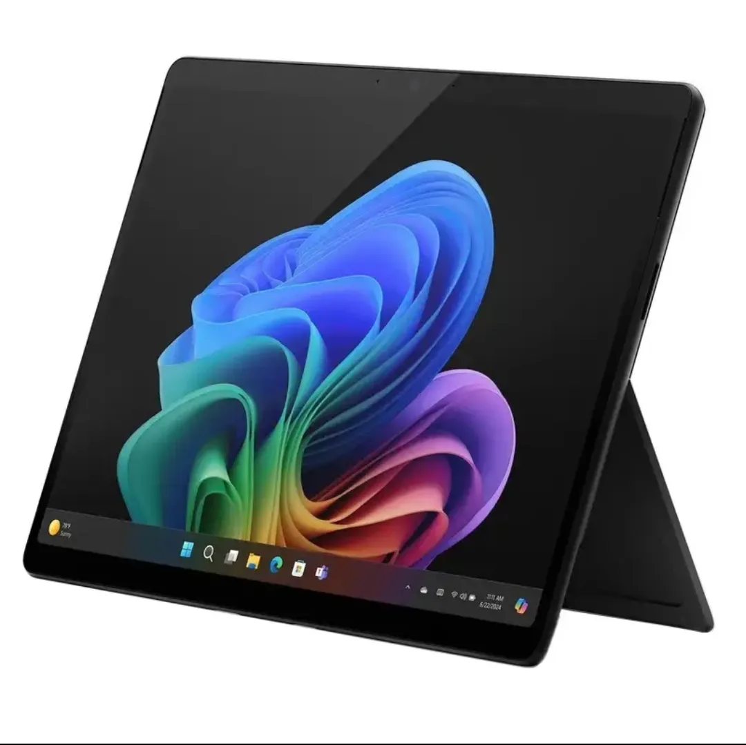تبلت 13 اینچی مایکروسافت مدل Surface Pro 11-Snapdragon X Elite OLED ظرفیت 512 گیگابایت و رم 16 گیگابایت به همراه کیبورد Surface Pro Copilot و قلم Slim Pen 2