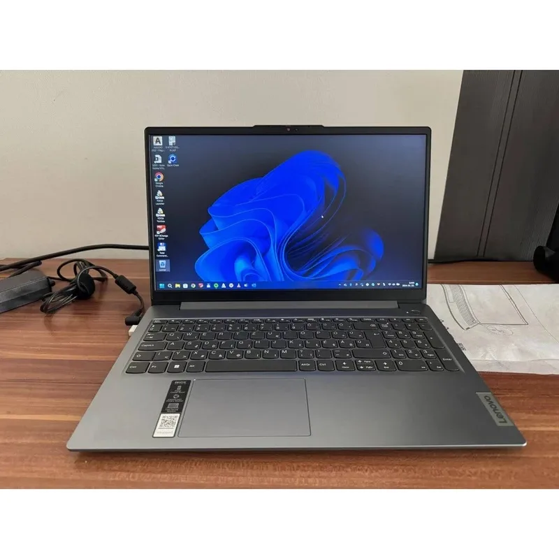 لپ تاپ 15.6 اینچی لنوو مدل IdeaPad Slim 3 15IRH8-i5 13420H-8GB LPDDR5-512GB SSD-IPS
