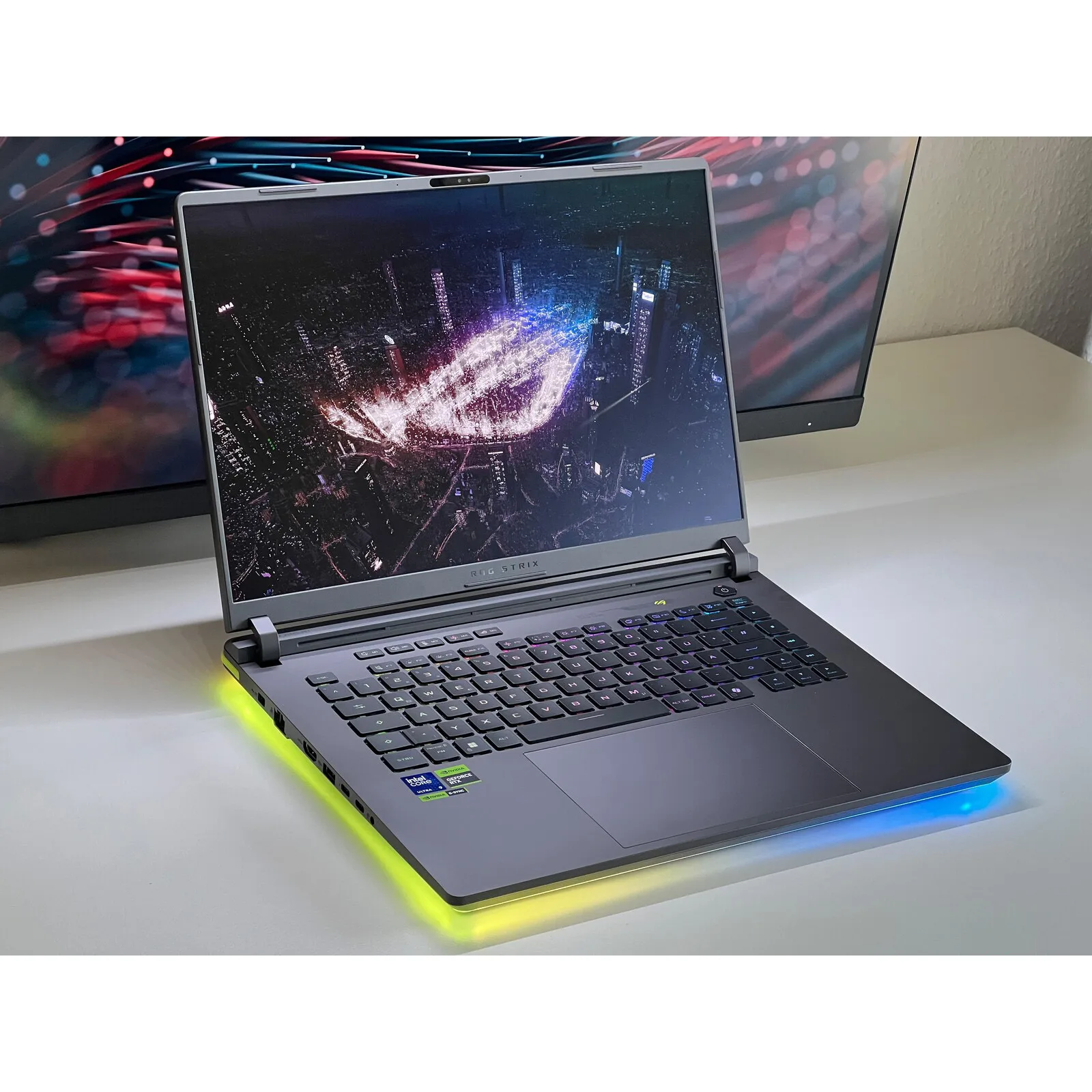 لپ تاپ 16 اینچی ایسوس مدل ROG Strix G16 G615LW-S5136-Core Ultra 9 275HX-RTX5080 16GB-32GB DDR5 5600MHz-1TB SSD-QHD 240Hz