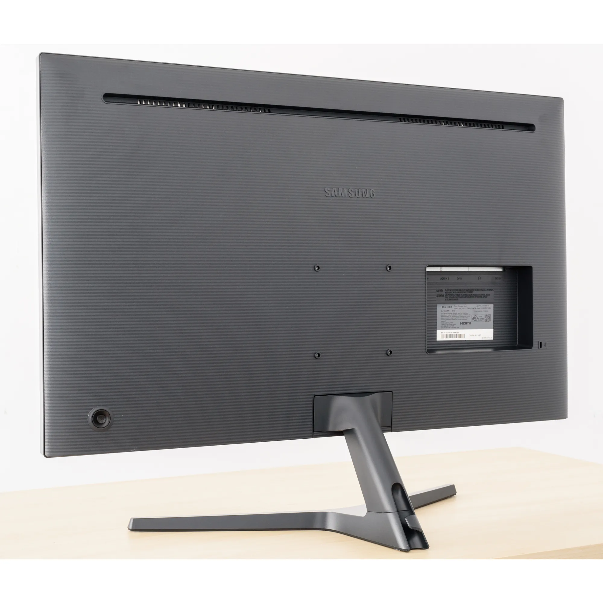 مانیتور سامسونگ مدل U32J590-4K سایز 32 اینچ