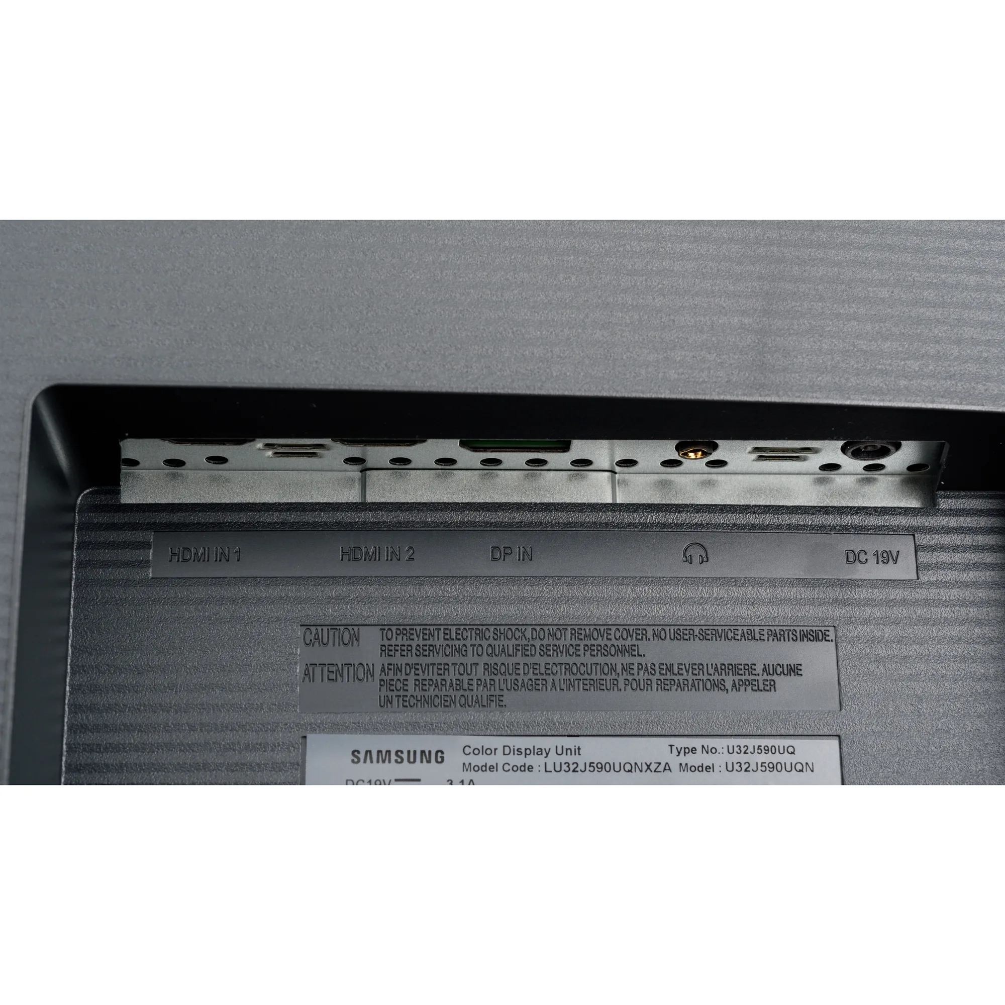 مانیتور سامسونگ مدل U32J590-4K سایز 32 اینچ