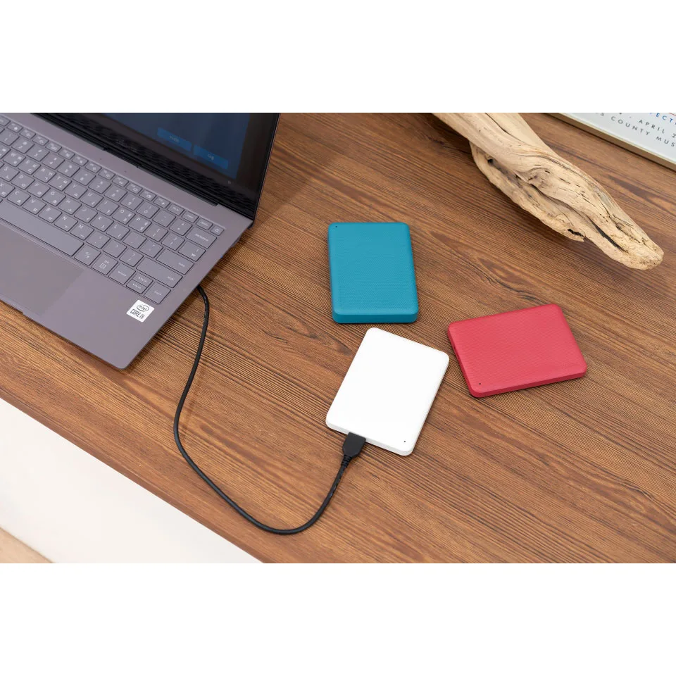 هارد اکسترنال توشیبا مدل Canvio Advance ظرفیت 4 ترابایت دارای رابط USB Type-A