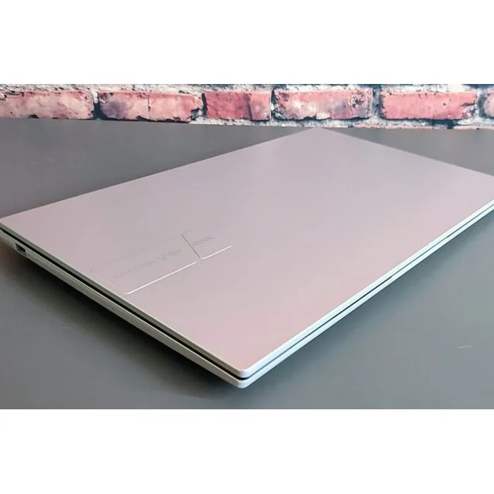 لپ‌تاپ ایسوس مدل Vivobook 15 A1502VA-BQ531 با پردازنده Core i5-13420H، رم DDR4 16GB با فرکانس 3200MHz، حافظه SSD با ظرفیت 512GB، نمایشگر 15.6 اینچ TN با وضوح Full HD، کاستوم شده