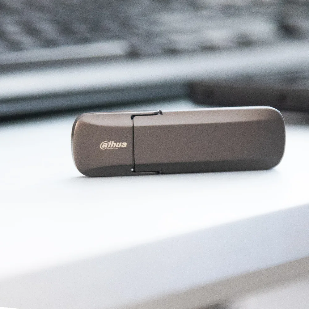 اس اس دی اکسترنال داهوا مدل S806 ظرفیت 512 گیگابایت رابط USB 3.2 Gen2