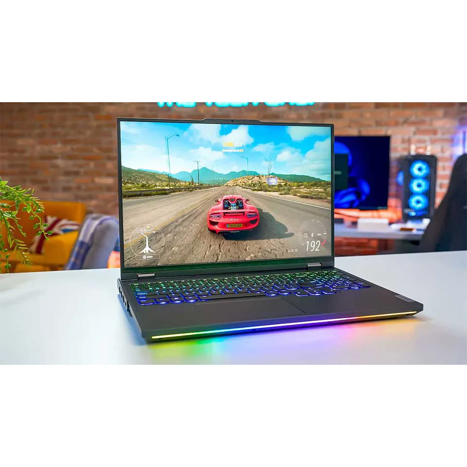 لپ تاپ 16 اینچی لنوو مدل Legion Pro 7 16IRX9H-i9 14900HX-32GB DDR5-1TB SSD-RTX4090-QHD-W