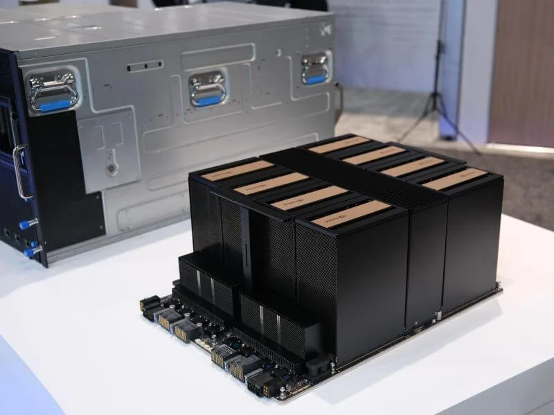پلتفرم NVIDIA HGX B300 با 8 GPU Blackwell Ultra